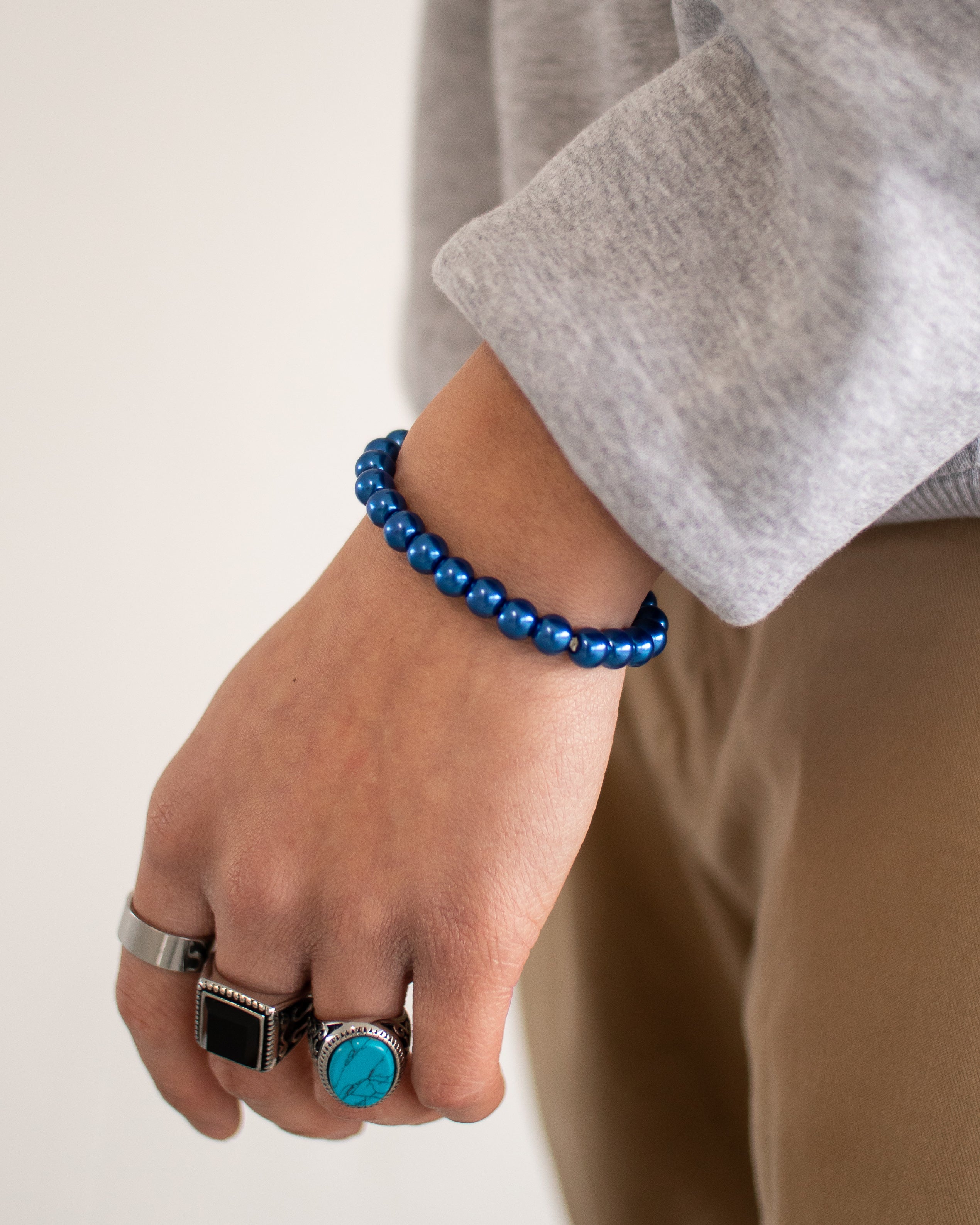 Beaded bracelet caviar blue